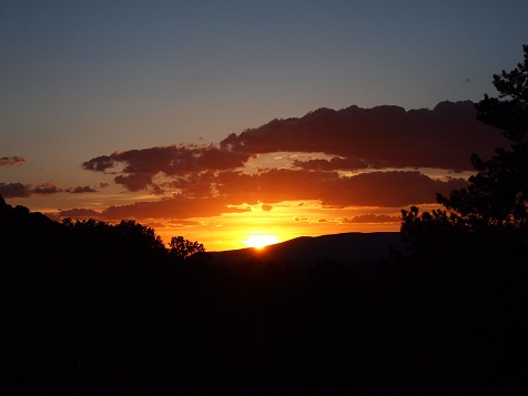 Sedona-sun set from Airport Rock.jpg